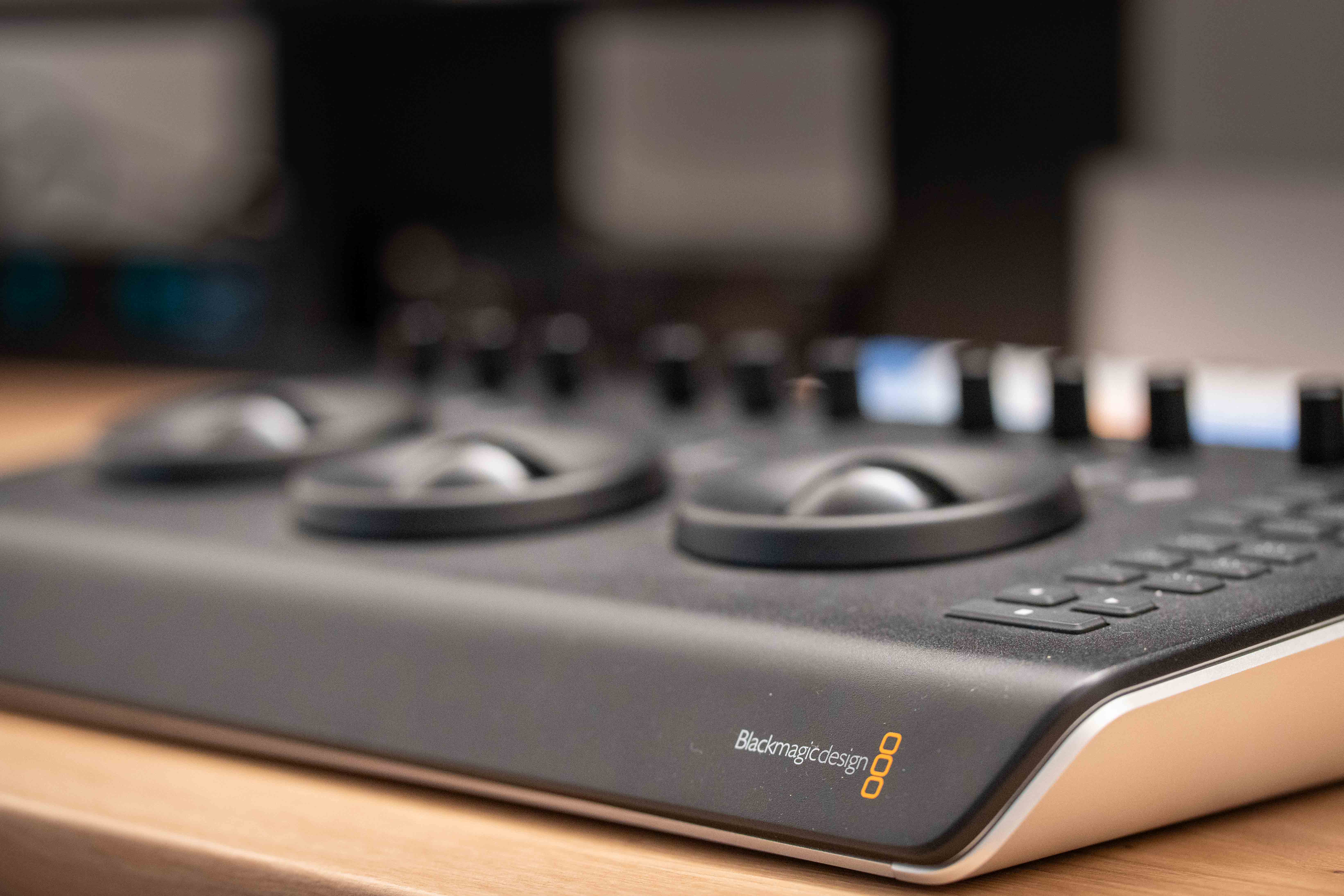 DaVinci Resolve Control Surface